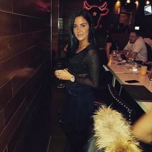 Meet your Posher, Kelly